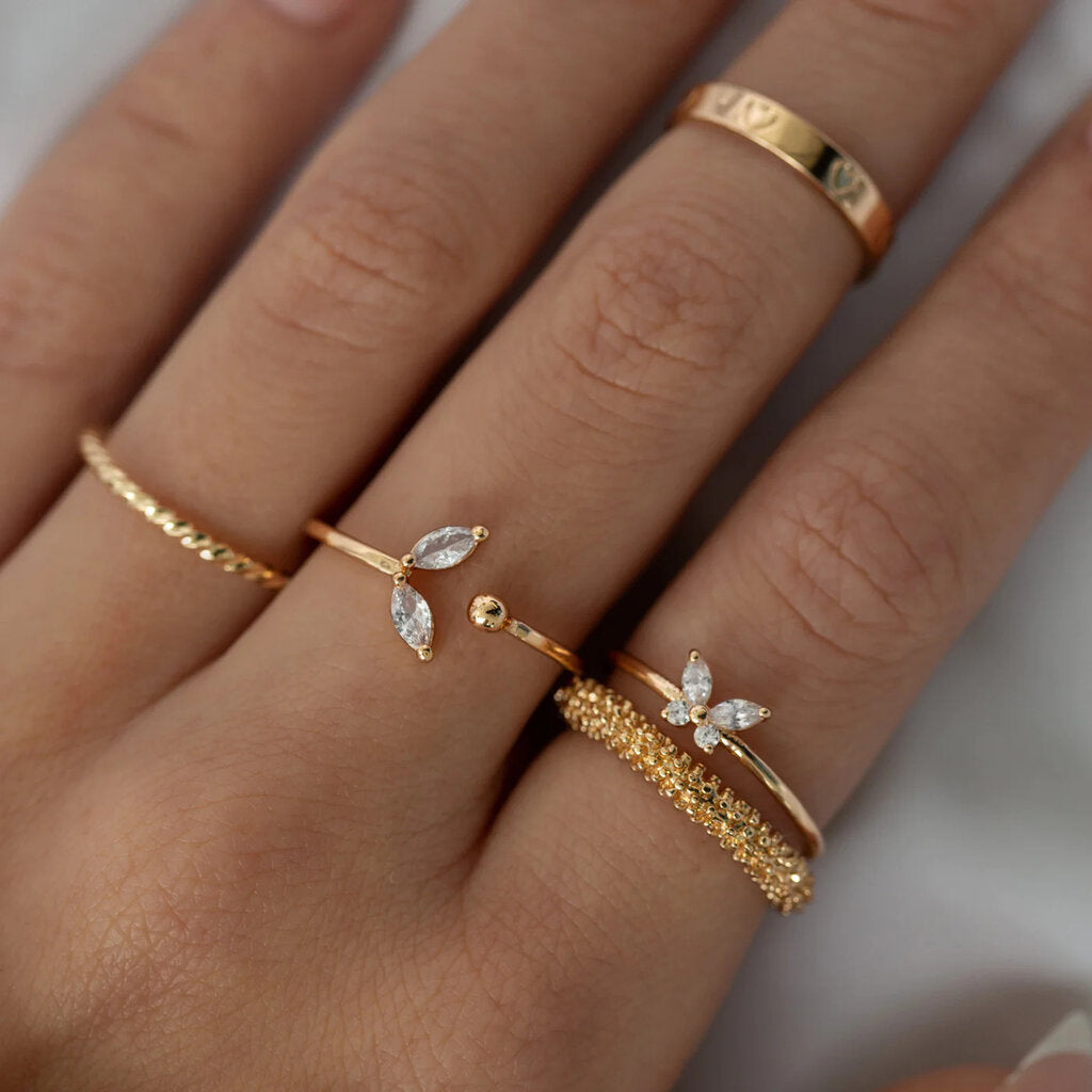 Žiedas moterims, su kristalu, aukso spalvos